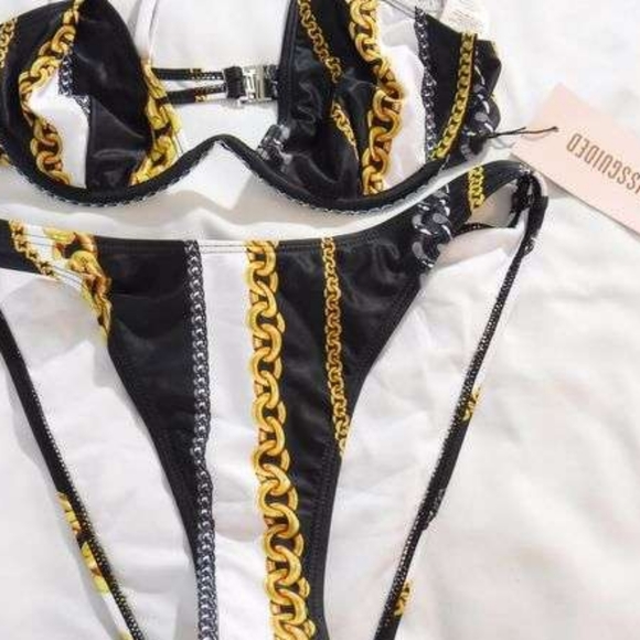 NWT Missguided Womens Swimsuit Boomerang Chain Print sz 4 - Picture 2 of 2